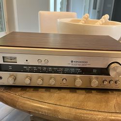 Kenwood AM/FM Receiver KR - 2600
