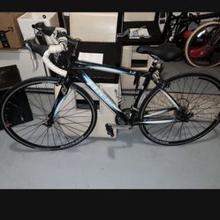 Women’s Trek Bike 