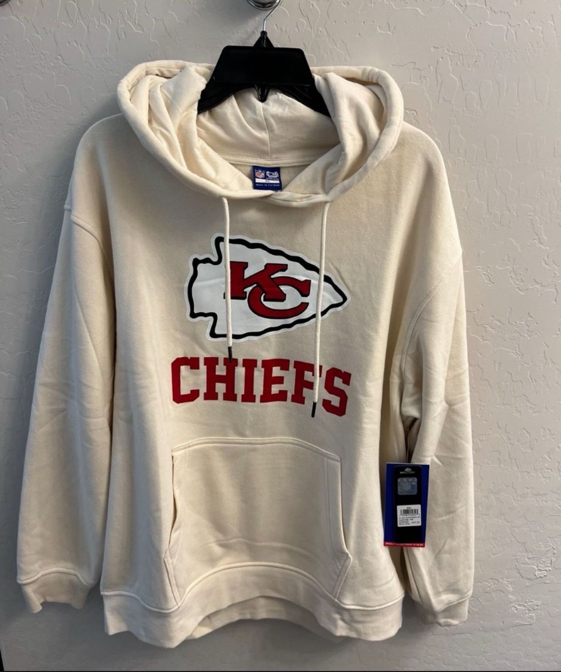 NWT LICENSED NFL KANSAS CITY CHIEFS HOODIES
