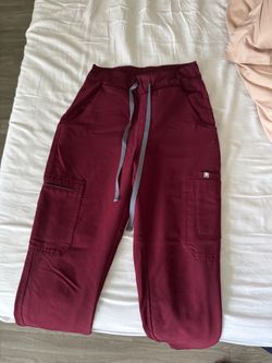 Women fig pants