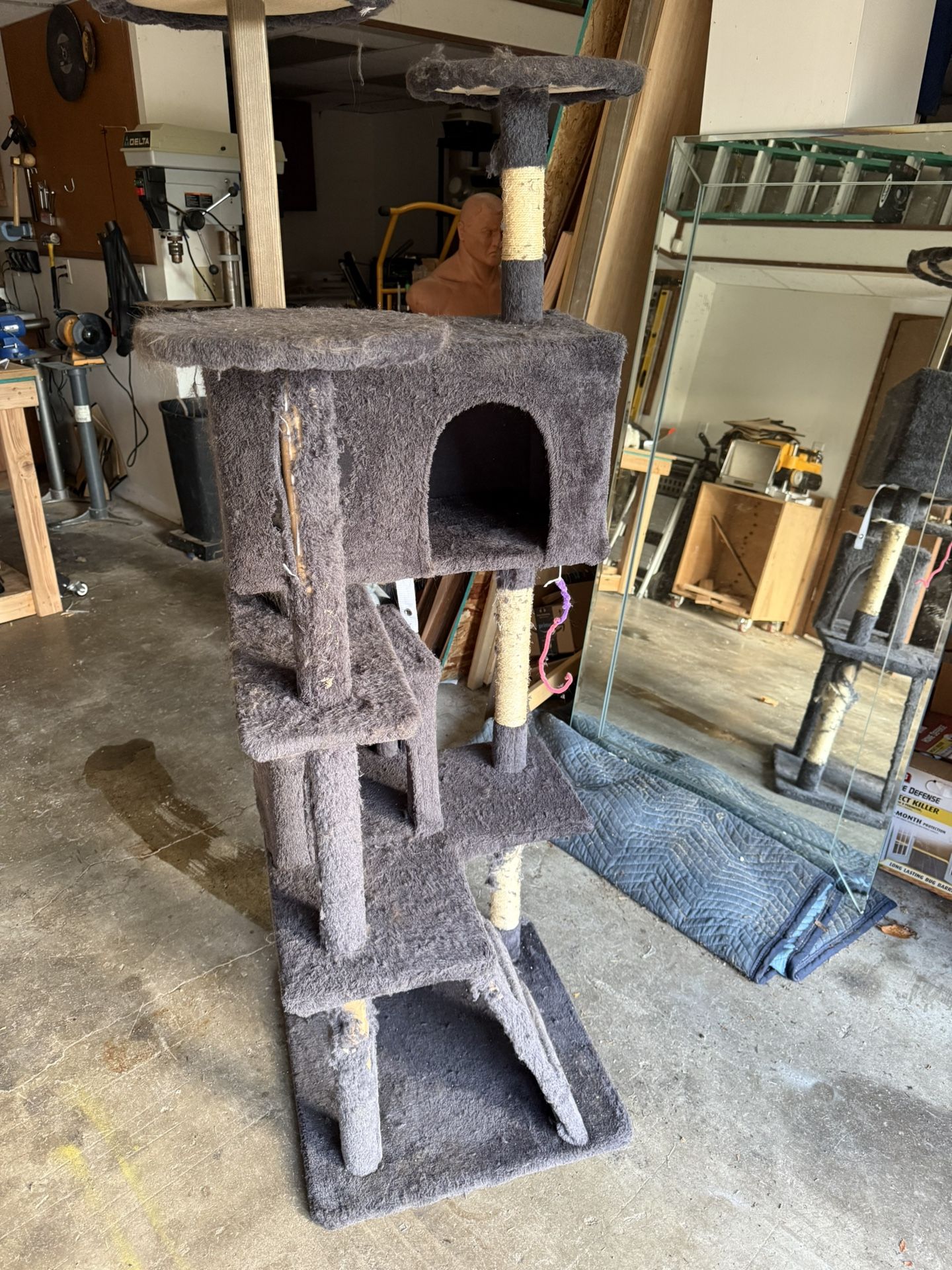 😺 66” Cat Tree / Tower – Well-Loved & Still Standing Strong