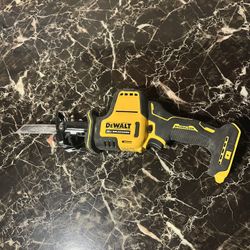 DEWALT 20V MAX Reciprocating Saw ( Sawzall )
