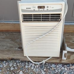 Window AC Unit