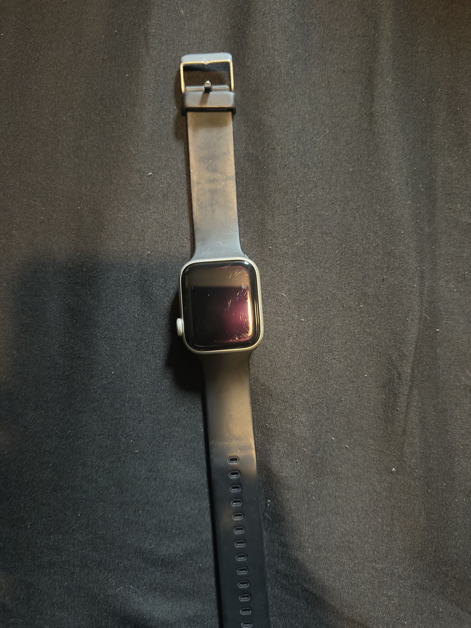Apple Watch SE 40mm (GPS + Cellular) (2nd Generation)