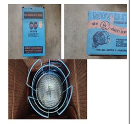 Vintage Acme-Lite Sealed Beam Super 8 Camera Light