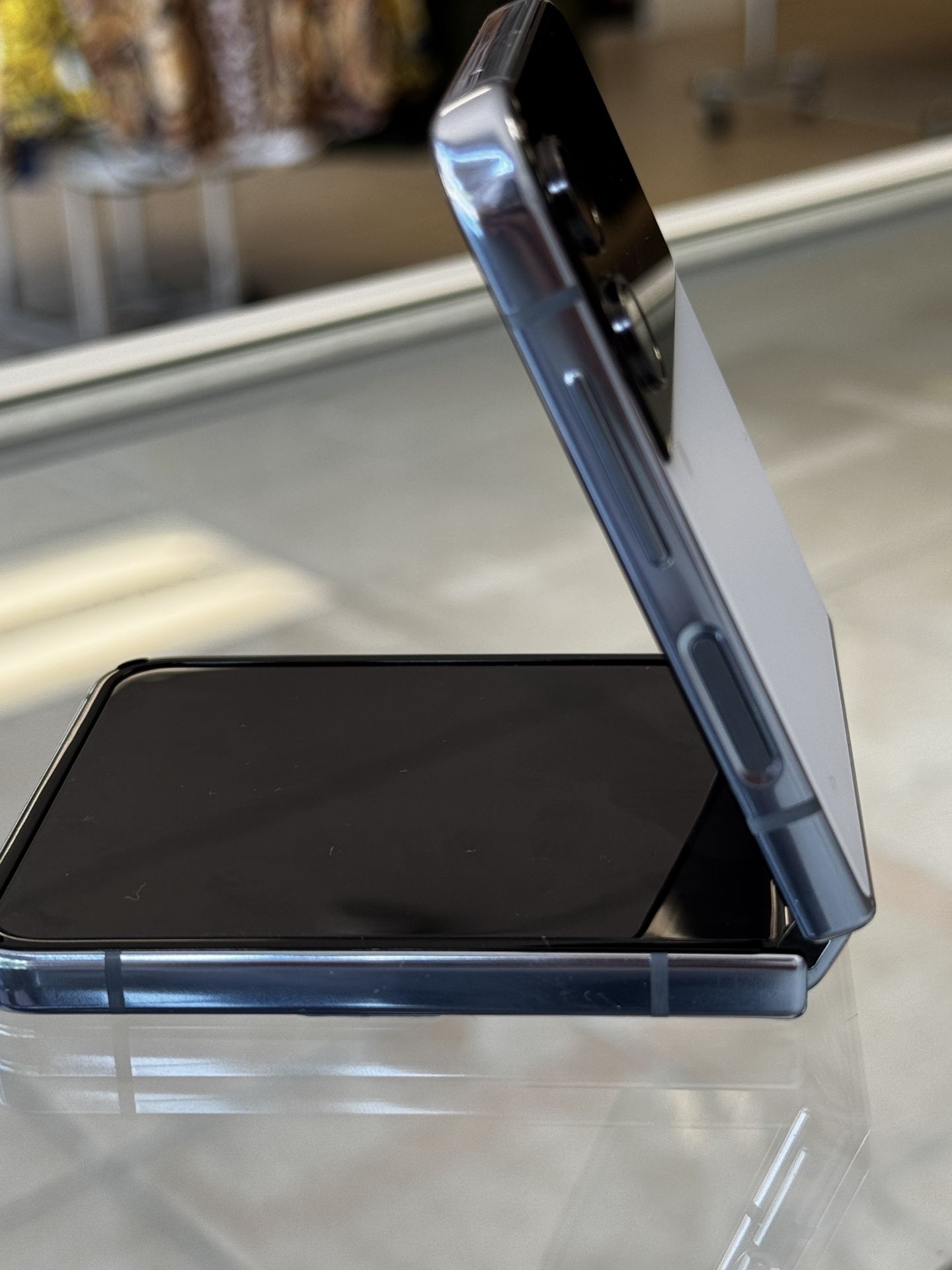 Samsung Flip Z