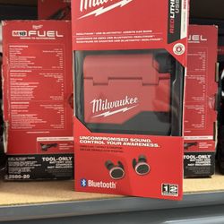 Milwaukee USB Bluetooth Ear Buds NEW