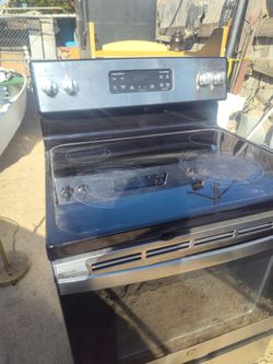 GE stove
