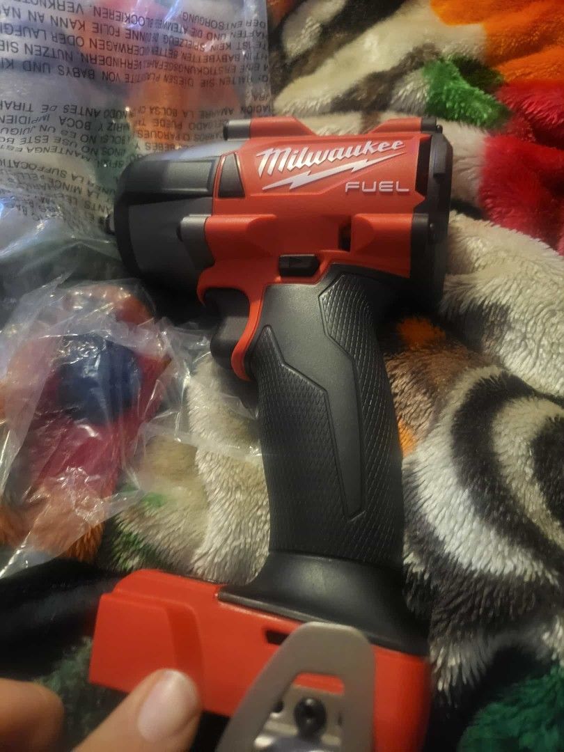 Milwaukee High & Mid Torque Wrench Kit