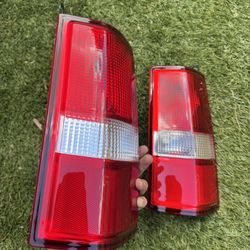 Tail Lights Para Chevy Express/ Gmc Savana 