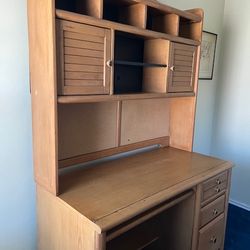 Wood Desk With Hutch