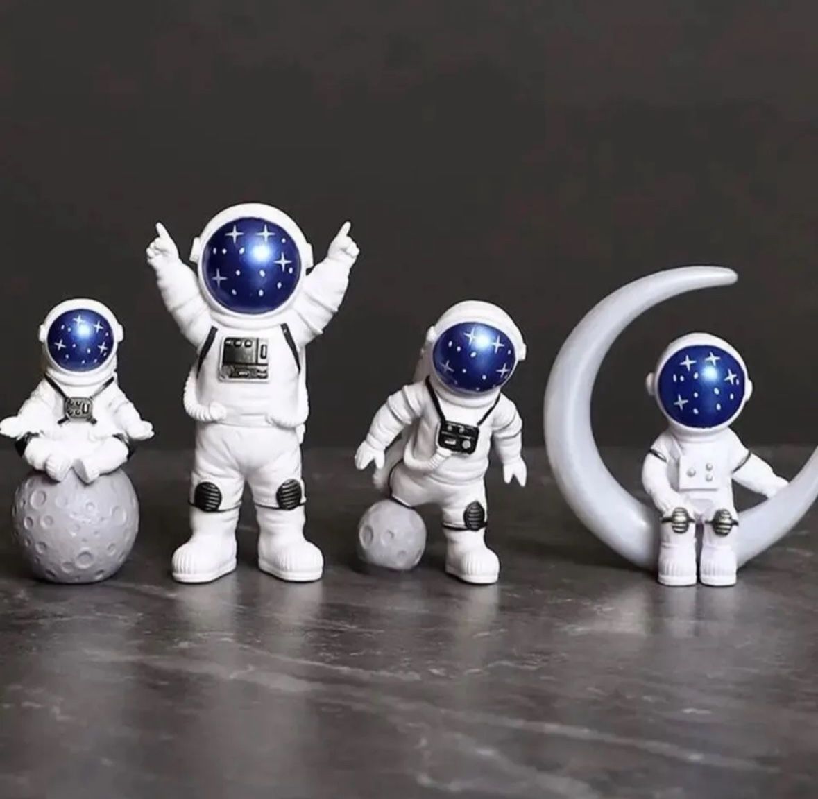 Astronaut Figure Statue Figurine Spaceman Sculpture Educational Toy Desktop Home
