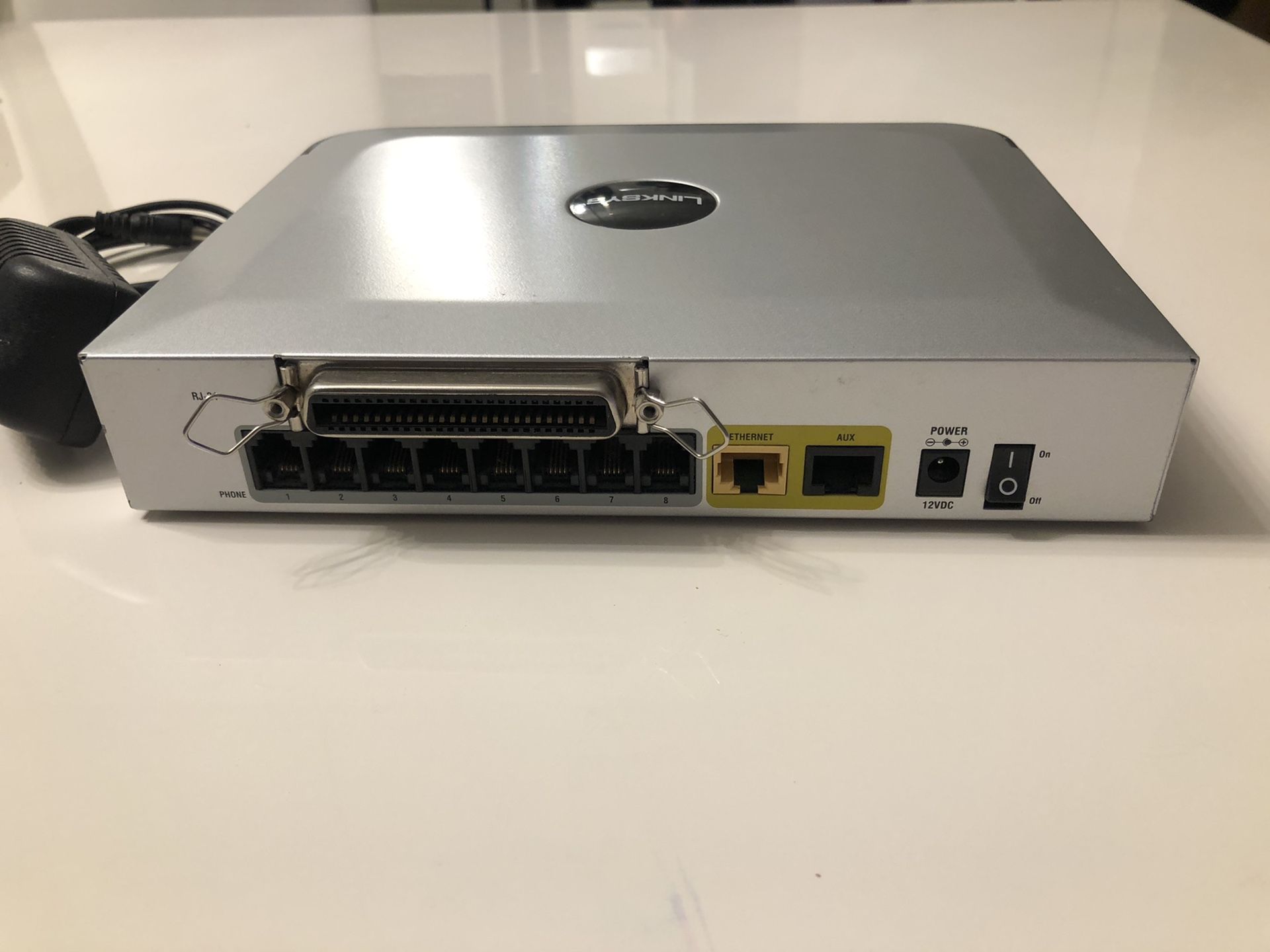 Linksys VOIP 8-Port IP Telephony Gateway with AC Power Adapter