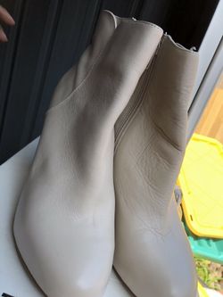 Botas