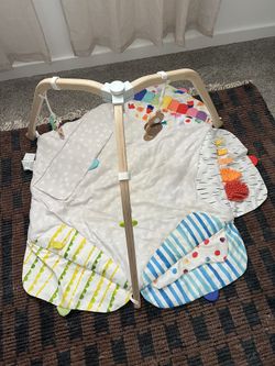 Lovevery The Play Gym