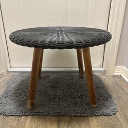 Outdoor Wicker Side Tables - Set of 2 - Modern Patio Style