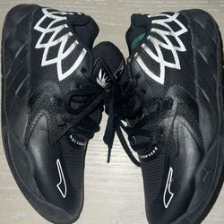 Kids Basketball Sneaker