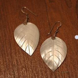 Vintage Sterling Silver 925 Hooks Mother Of Pearl Leaf Earrings Medium Dangle

