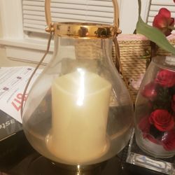gold collar candle 