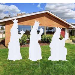 Soaoo 3 Pcs 28.5 Inch Outdoor Christmas Nativity Scene Decorations Three Wise Men Christmas Outdoor Nativity. New