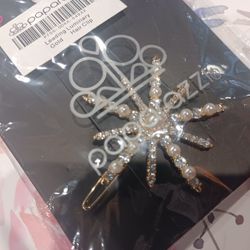 NEW paparazzi leading luminary gold snowflake hair clip