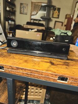 Xbox One Kinect Sensor (Version 2.0) - Great Condition