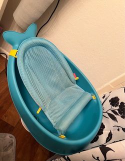 Skip Hop Moby Baby Bathtub with Mesh Sling