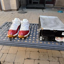 Air Jordan 11 Retro Low