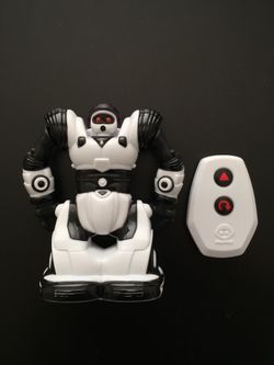Robosapien store for sale