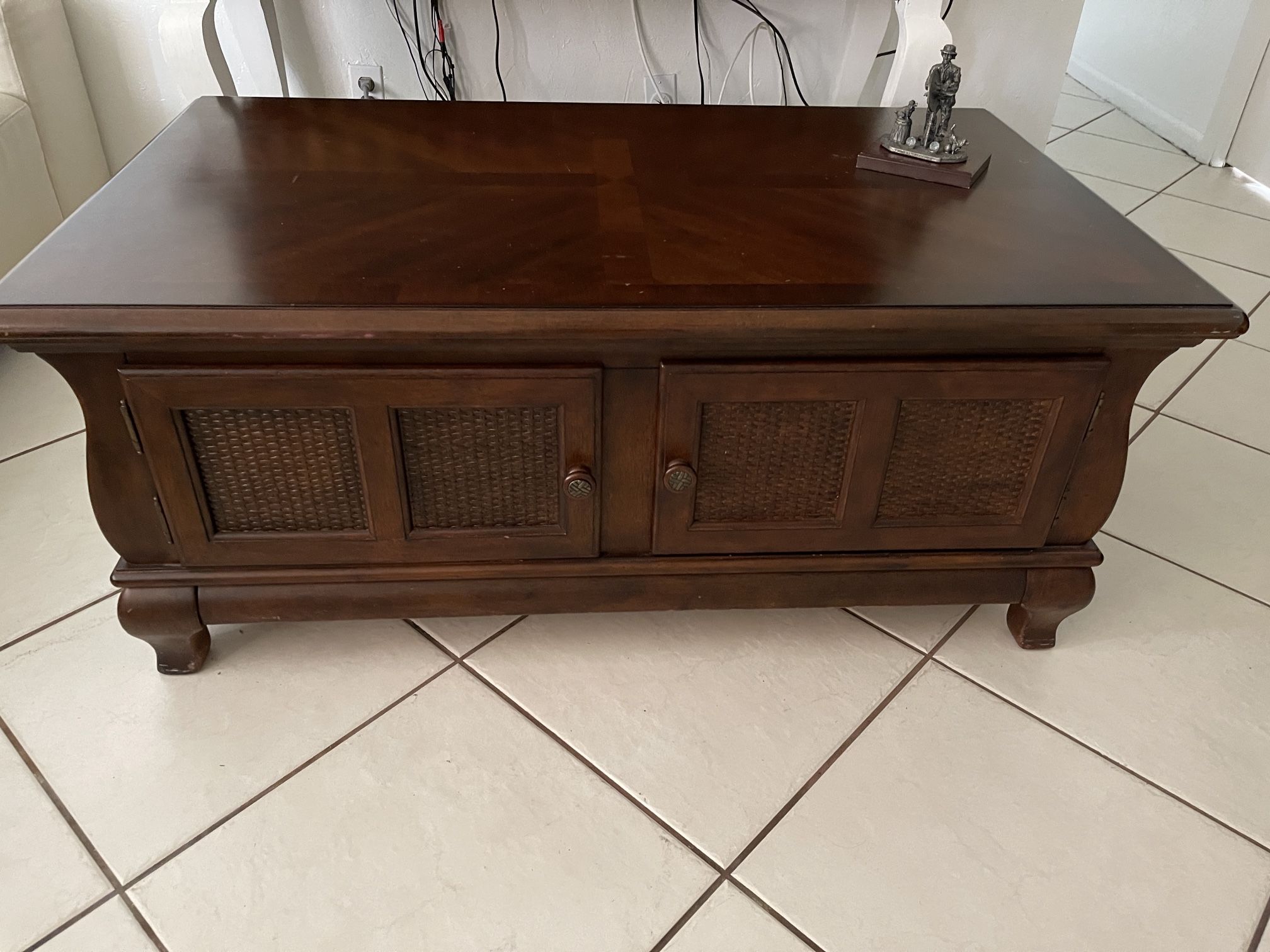 Solid Wood bernhardt exclusives coffee table storage