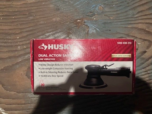 Husky Dual Action Sander