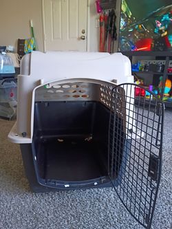 Med sized dog kennel