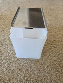 Breast milk freezer storage