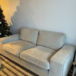 Comfortable 2-Seater Sofa – Great Condition