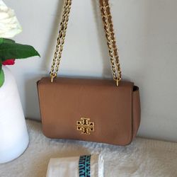 used tory Burch purse / no Rips no stains 