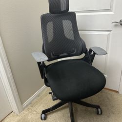 Uplift Office Chair Black 