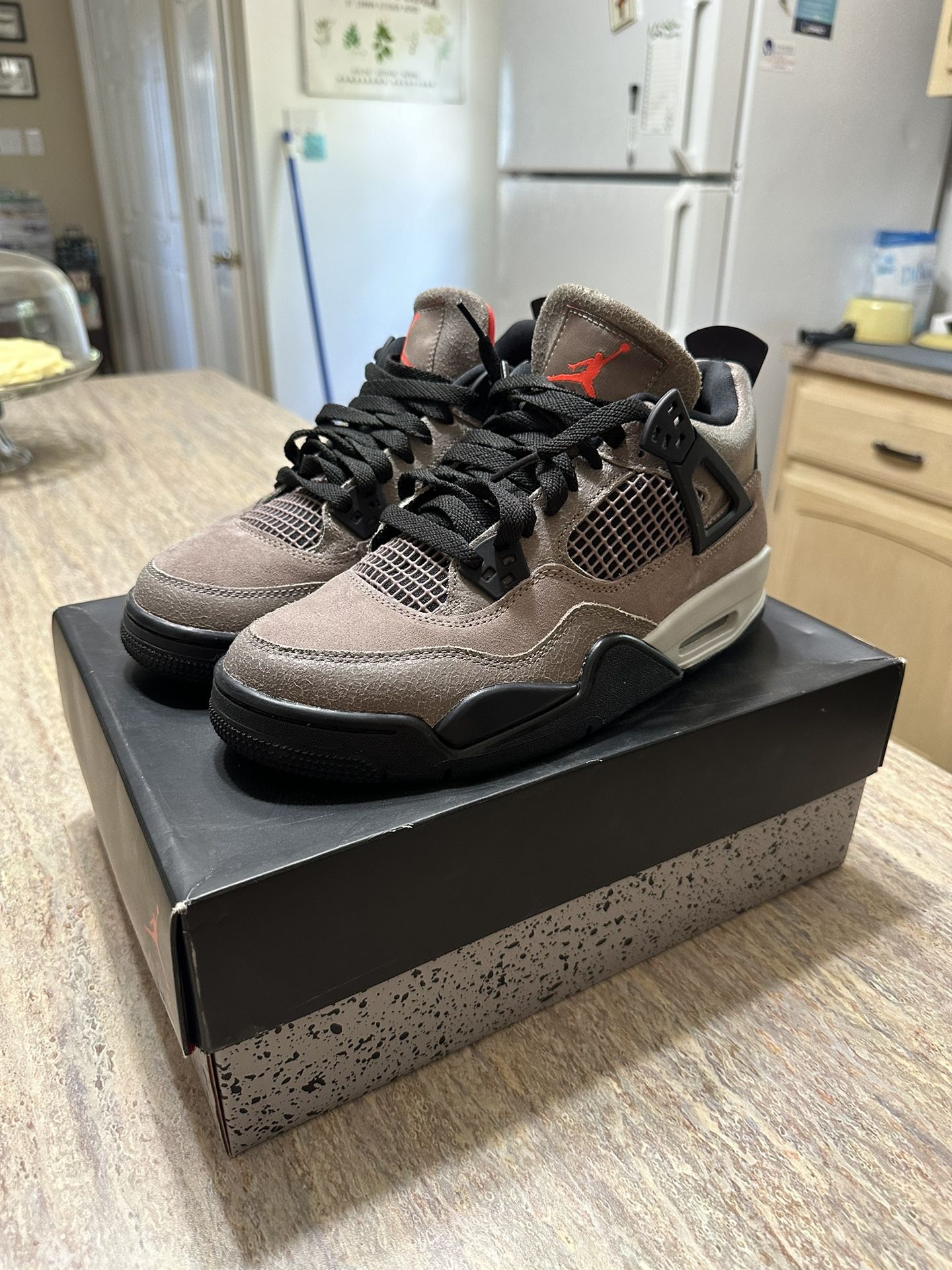 6.5Y - Jordan 4 Retro (GS) Taupe Haze