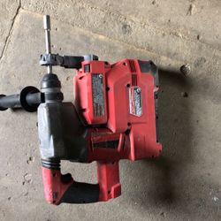 Milwaukee M18 Brushless Rotary Hammer Drill With Hepa Vacumn Dust Collector