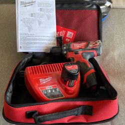 Milwaukee M12  Drill/driver