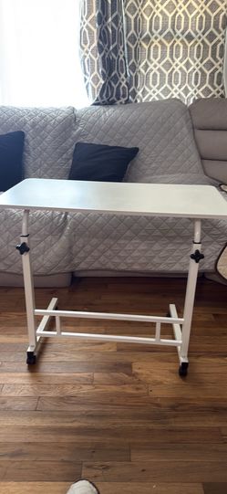 New table with wheels