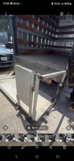 Vendo Elevador Para Camión Capasidad De 2,000 Libras