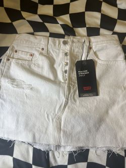 Levi’s Skirt Size 28