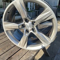Sixth generation Camaro wheel