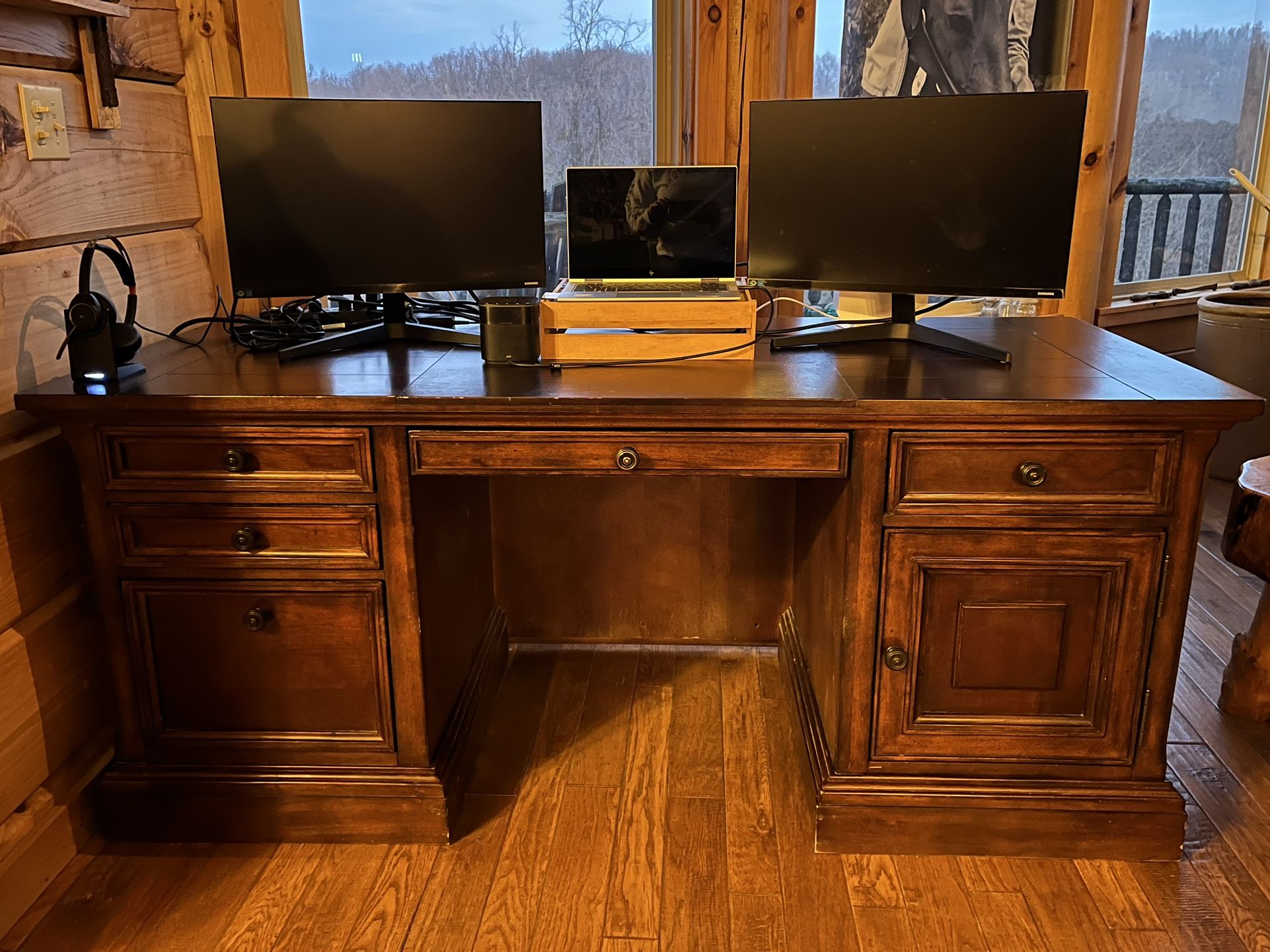 Desk