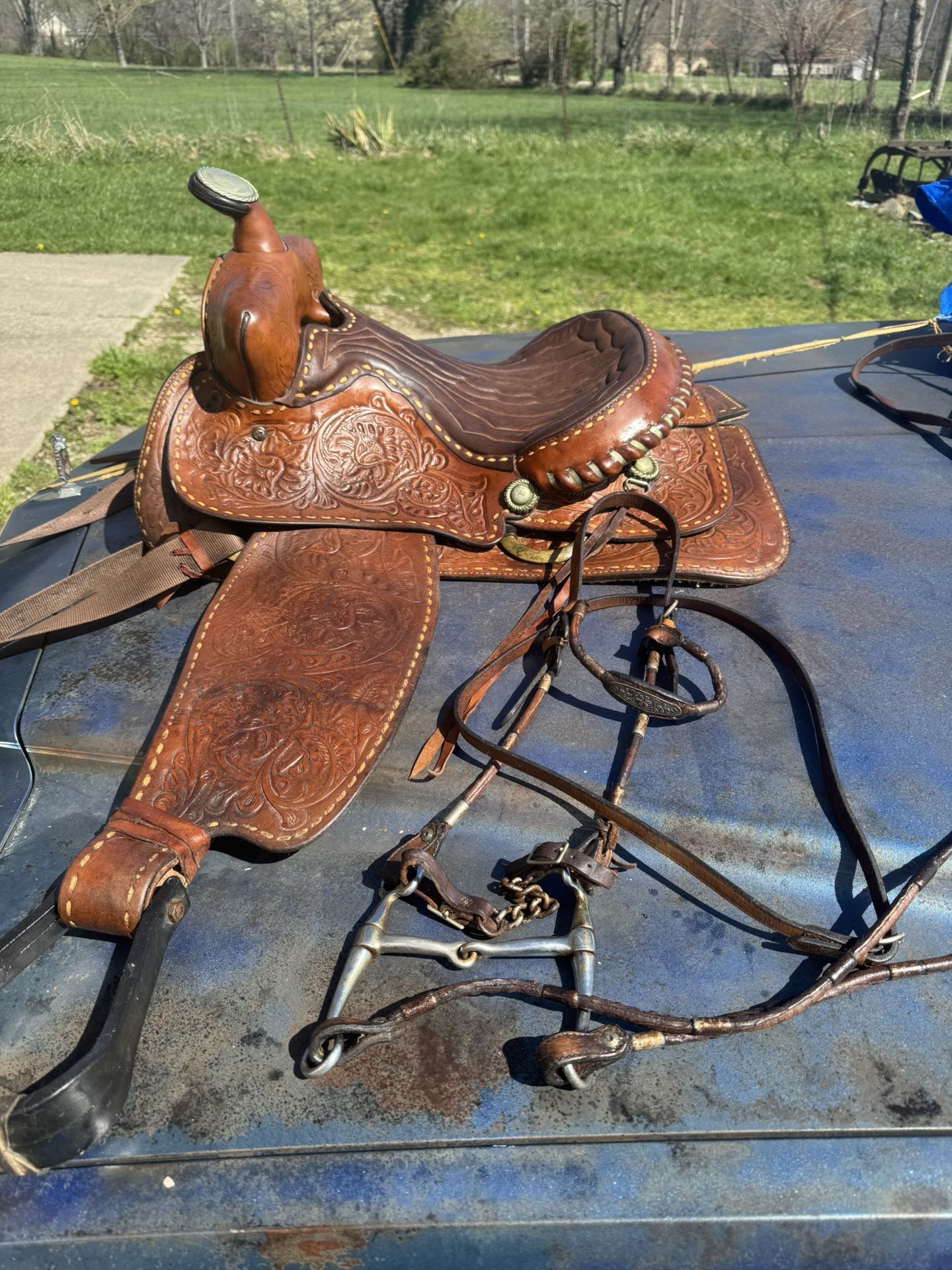 Western Cowboy Horse Saddle - Pickup Only