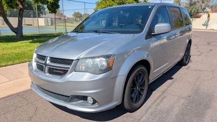 2019 Dodge Grand Caravan GT - 119,000 mi