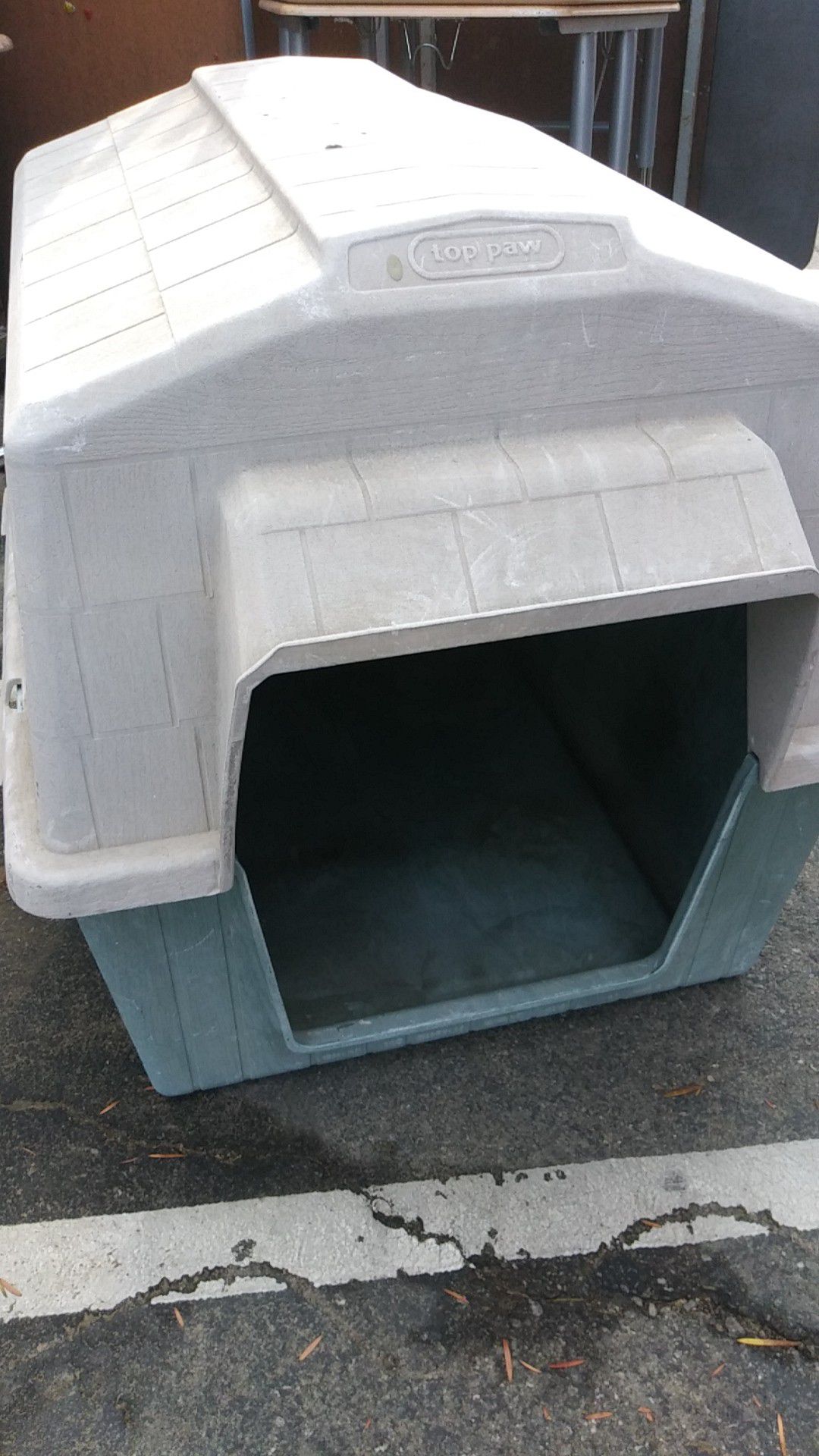 Top Paw large dog house