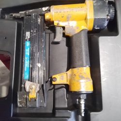 Bostitch 18g Brad Nailer