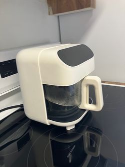 Air fryer with glass bowl