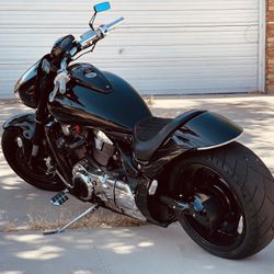 2007 Suzuki M109 R